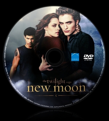  New Moon DVD Cover