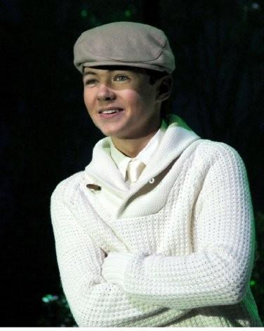 Damian McGinty-its entertainment! song:Home