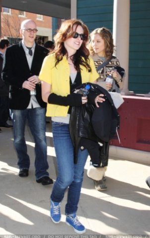  Kristen bởi paparazzi