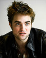 New Robert Pattinson LA Press Conference Pics  - twilight-series photo