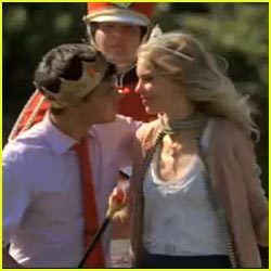 Taylor Squared: Valentine’s Day Featurette! 
