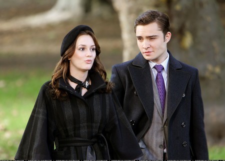 E/L - On Set of GG, Oct. 5th