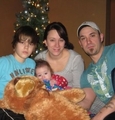 Jusitn with family and friends  - justin-bieber photo