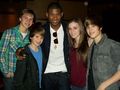 Justin with friend and family  - justin-bieber photo