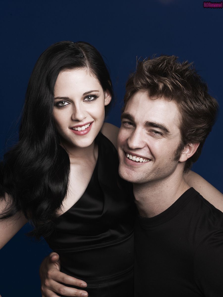 Kristen Stewart & Robert Pattinson for Harper's Bazaar ...
 Kristen Stewart And Robert Pattinson Twilight Wallpaper