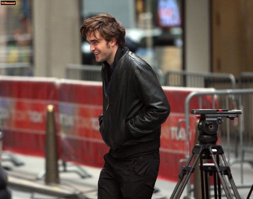  Robert Pattinson in NYC November 2008