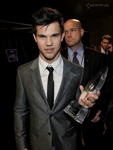 Taylor Lautner: 2010 People's Choice Awards