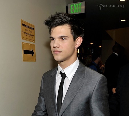  Taylor Lautner: 2010 peoples choice awards
