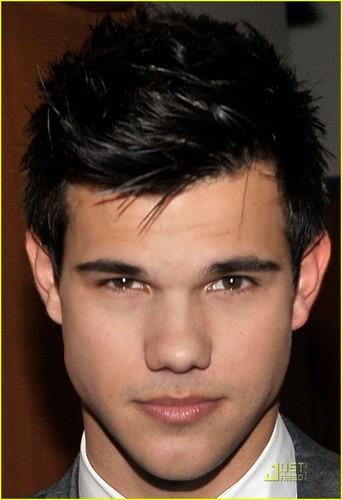 Taylor Lautner: 2010 peoples choice awards