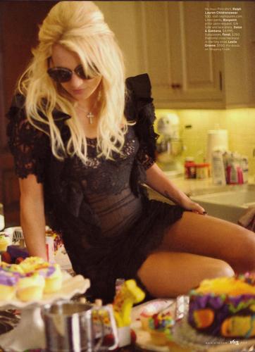  Britney at Elle Magazine