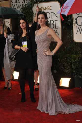 Jennifer @ 2010 Golden Globe Awards