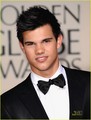 Taylor Lautner @ Golden Globes 2010 - twilight-series photo