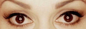  Whose eyes are these ?