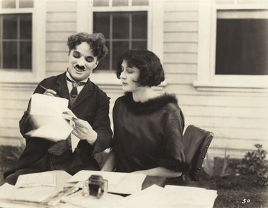  What common point had Charlie Chaplin with Lita Grey ?