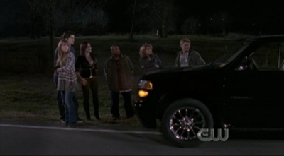  Nathan: That's a bus! Brooke: No, that's a tour bus. Peyton: Oh, please be _______!
