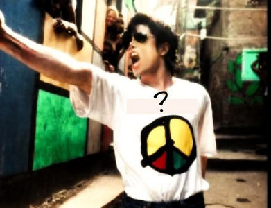  What can we read on Michael's Tee-shirt ?