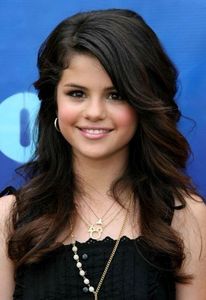  What'S Selena Gomez's Middle Name?