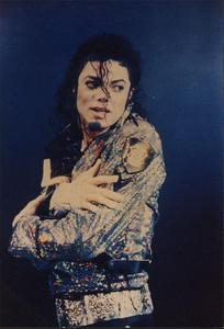 Dangerous Tour, Bucharest 1992 - which is the last song of the show?