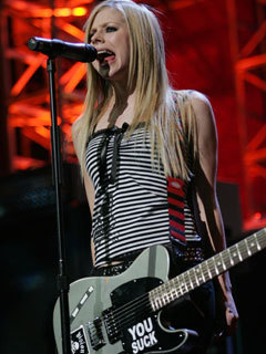  What was the last song played on Avril's first tour?