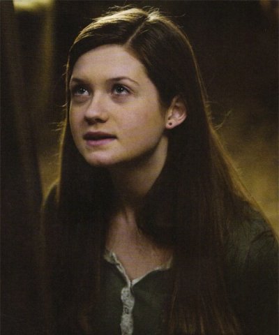 What is the colour of Ginny's eyes?