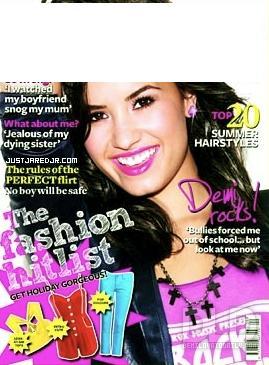  What magazine is Demi on in this cover?