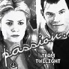  Um....... if this it team twilight why is the banner and Иконка of rosalie and emmett?