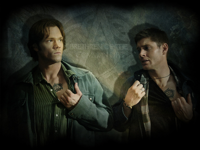  So i saw all SPN episodes..i think o.O the thing is i can't really remember..do we get to see the boys doing that tatoo they have? или they just appear with it?