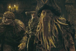 Hay,if you're an extreme fan of Davy Jones,or just a regular fan,what do you like about him?