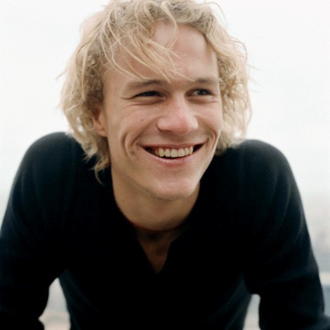  Ok, Heath Ledger is my fav. celeb (I'm problably the only person here who doesn't like the guys of Twilight یا something) :(