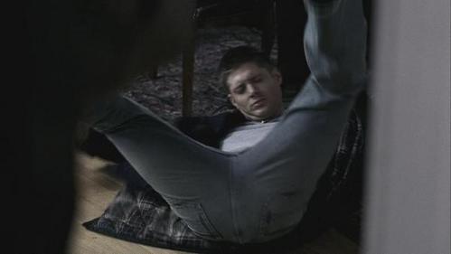 Does anybody know how to play 'Paper,rock,scissors' what Sam and Dean play in SPN? I dont know how to play it :(