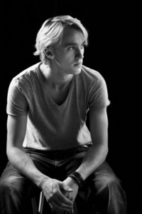  TOM FELTON!!!! He's the best and I pag-ibig him as Draco Malfoy on Harry Potter!!!!!!!!! <3