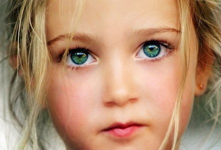  I think this is what Rosalie's and Emmetts child should look like, lol...ofcourse she looks tons like Rosalie.