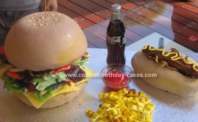  if anda had to choose between a hamburger atau a hot dog which would anda choose?