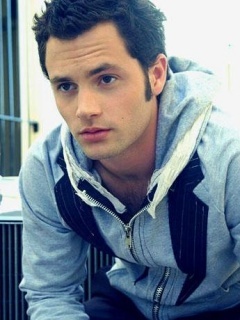  What do Ты like about Dan Humphrey?