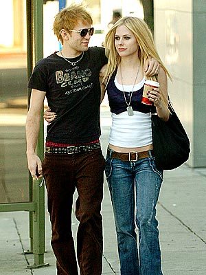  her husband is deryck whibley the singer of sum 41