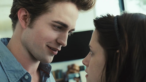 1st of all edward cullen IS hot but he has a lot of other positives (why do u think bella choose HIM and not jacob?)to start off edward is not a jerk he respects bella and he always leaves the choice up to her. Hes romantic hes sweet Hes a good listener. he only wants the best for bella and he would die to protect her. hes good!!! i mean he could just go around eating people but he doesn't so yeah