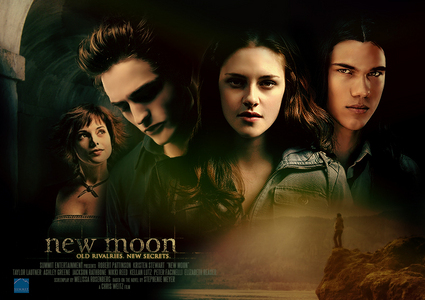  Jacob is the best. GO TEAM JACOb. I have nothing agains people who like edward better, he is ok 2. But Jacob is way hotter in New Moon saw anteprima cant wait!!