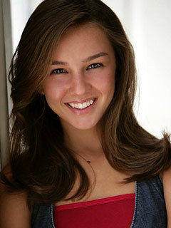 her name is Lexi Ainsworth, she's from Oklahoma & will be 16 in October of this year.