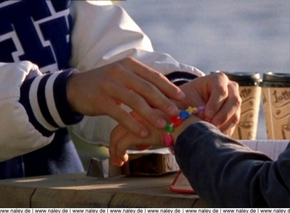  great idea with an forum for this! <3 so heres some great Naley pics, but the "naley.de" thing needs