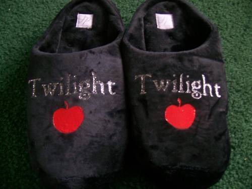 Vred peregrination samfund The crazy Twilight merchandise game - Critical Analysis of Twilight -  Fanpop | Page 6