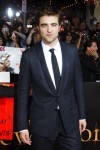  Robert Pattinson is U.K. GQ Best Dressed Man door Twilight_News | In what caused a double moment o