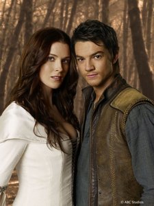  Bridget is most known for her role on Legend of the Seeker as Kahlan Amnell...What do 你 think of he