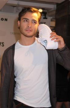  Ed Westwick hosted a dance-off in celebration of the new K-Swiss classic sneakers in New York on Frid