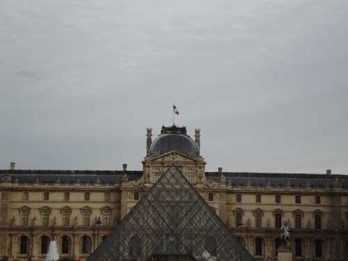  Louvre, Paris, France