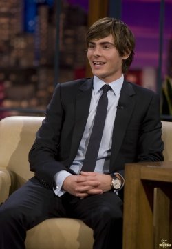  Zac on Tonight tampil with jay Leno