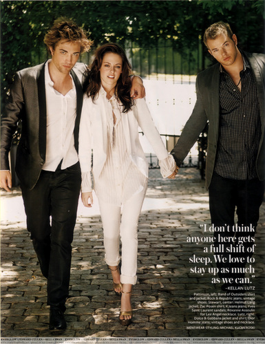  Edward, Bella, and Emmet