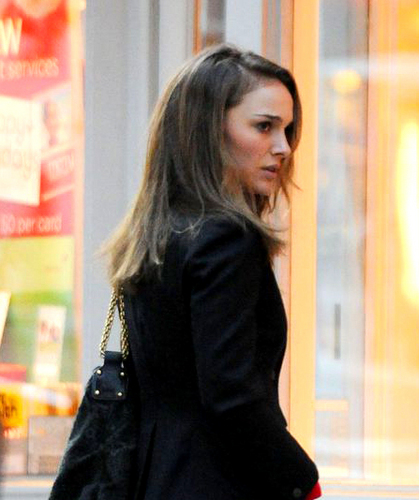 Natalie Portman on the set of her movie Love and Other Impossible Pursuits