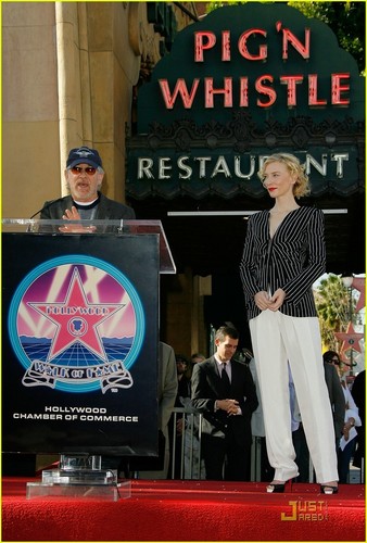 Cate Gets Her Star on Walk of Fame