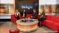 Kristen and Catherine on BBC News - twilight-series screencap
