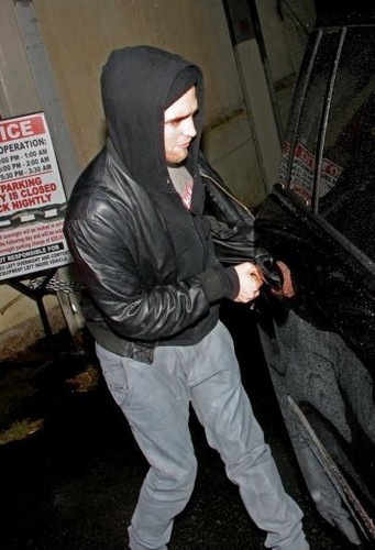  Rob Leaves Sushi on Sunset in LA